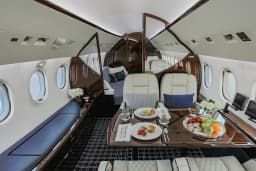 Falcon 900EX N40ZA