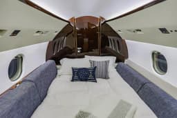 Falcon 900EX N40ZA