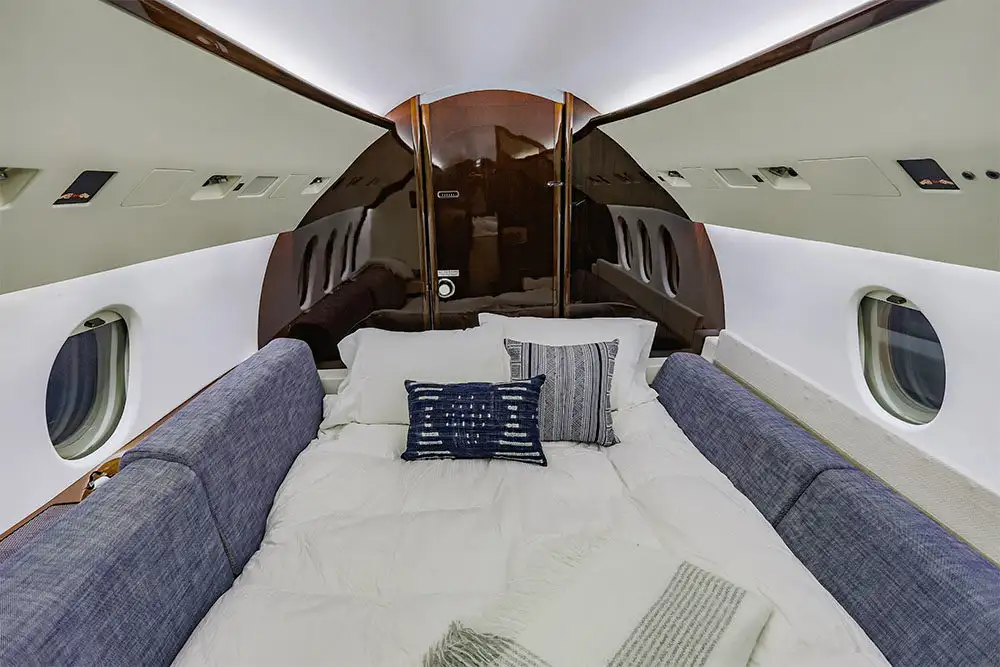 Falcon 900EX N40ZA