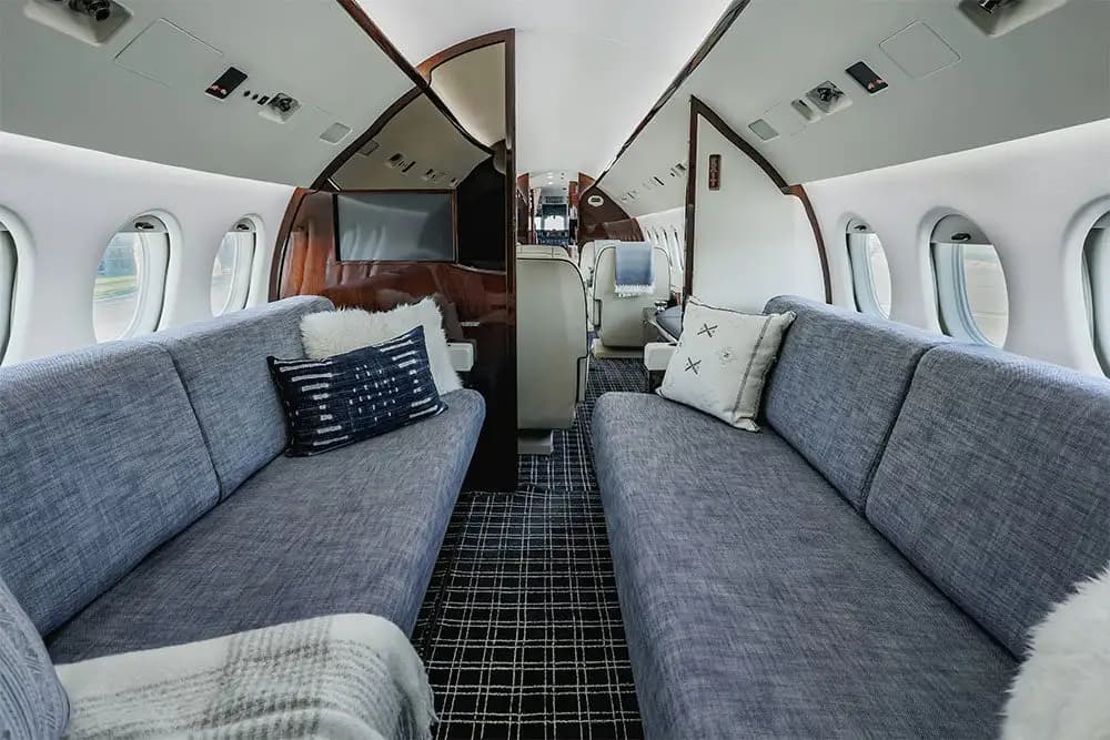 Falcon 900EX N40ZA