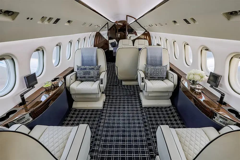 Falcon 900EX N40ZA