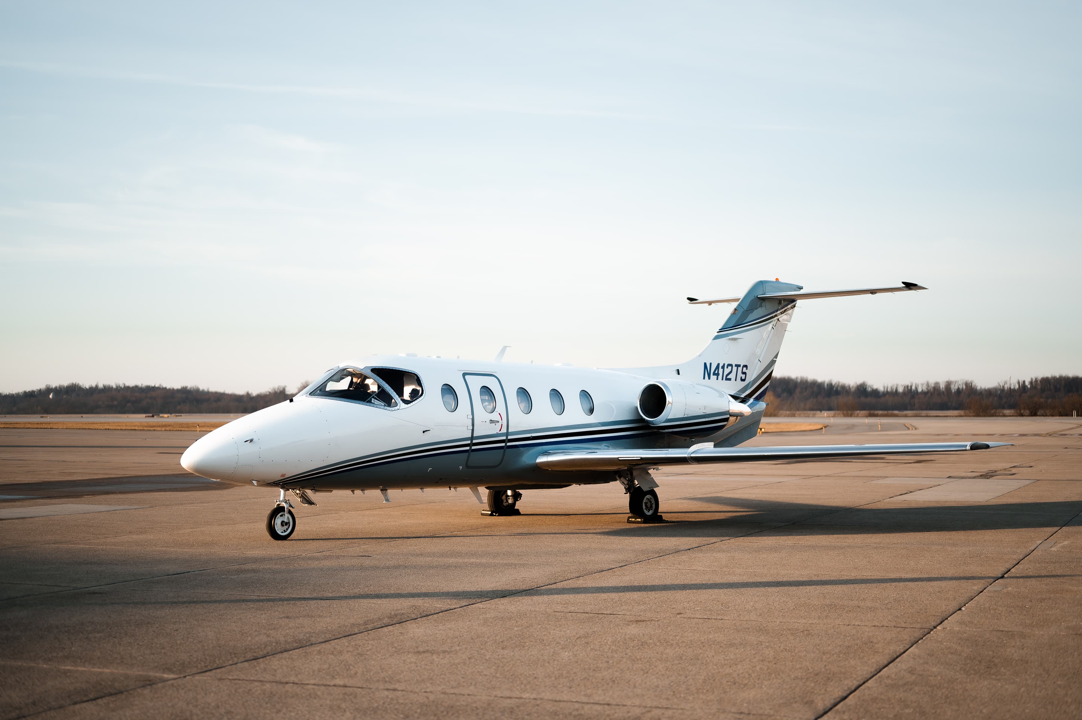 Hawker 400XP N412TS