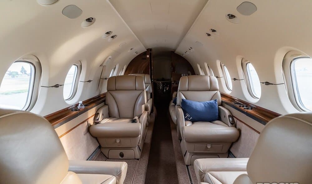 Hawker 900XP N424TJ