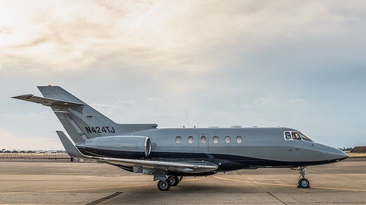Hawker 900XP N424TJ