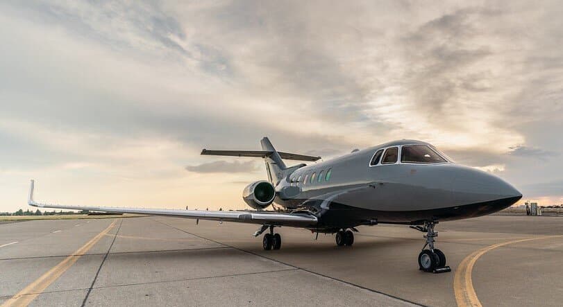 Hawker 900XP N424TJ
