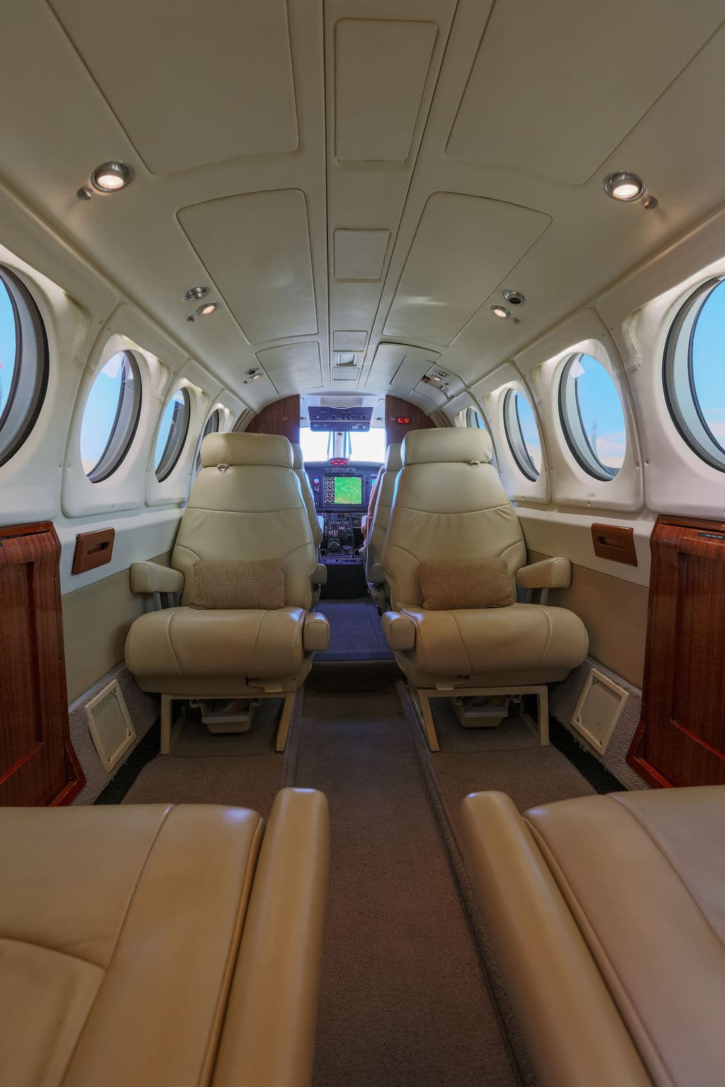 Beechcraft King Air 200 N43TA