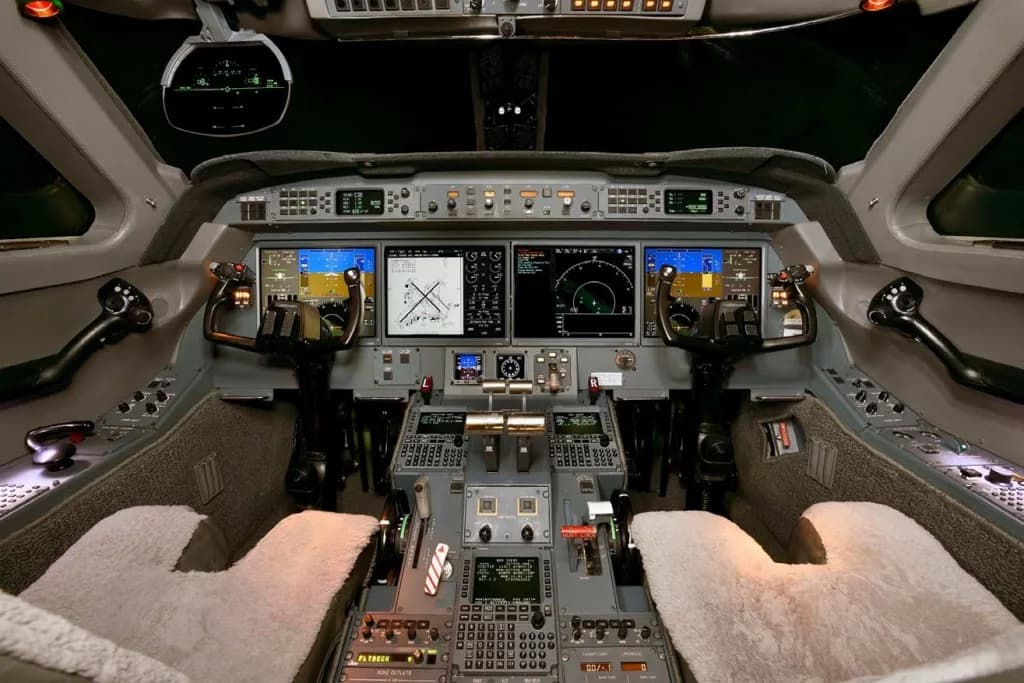 Gulfstream G450 N43XT