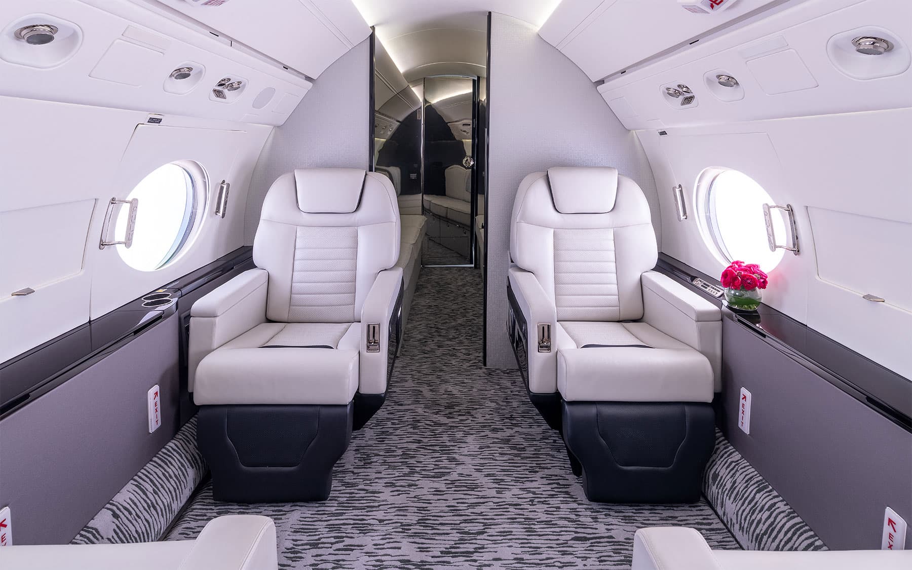 Gulfstream G550 N444DH