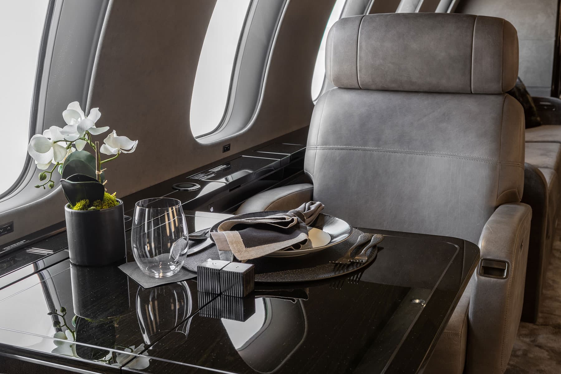 Global 7500 N444WT