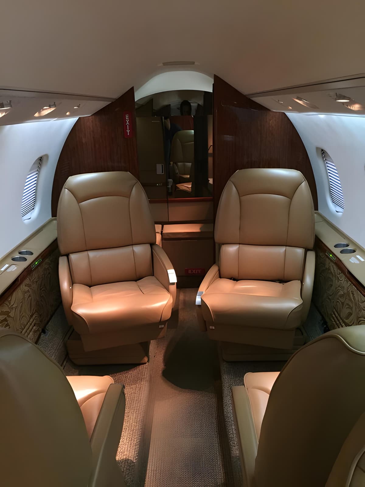 Learjet 60 N448GL