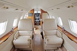 Learjet 60 N451BD