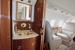 Learjet 60 N451BD