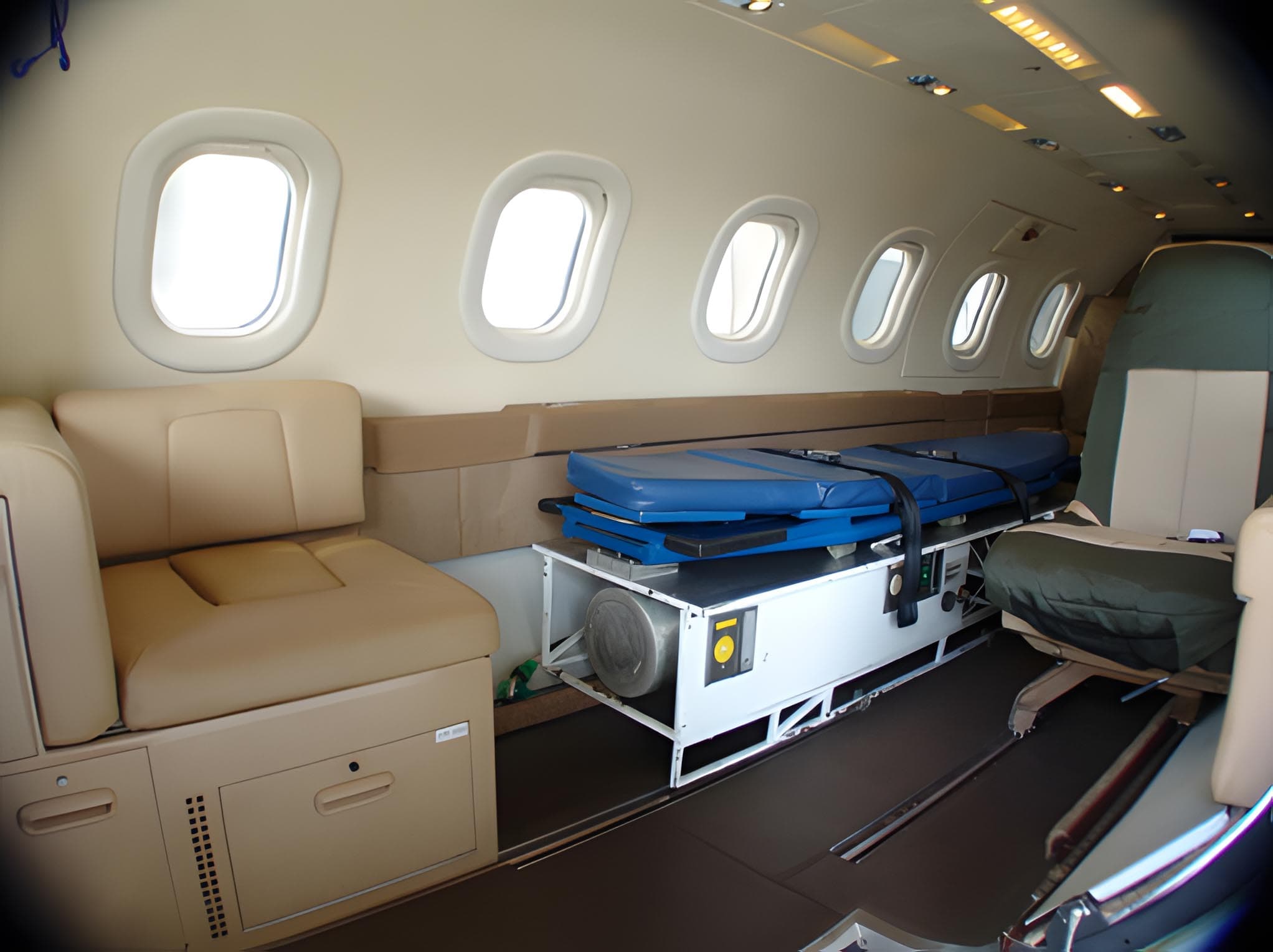 Learjet 35A N45AE