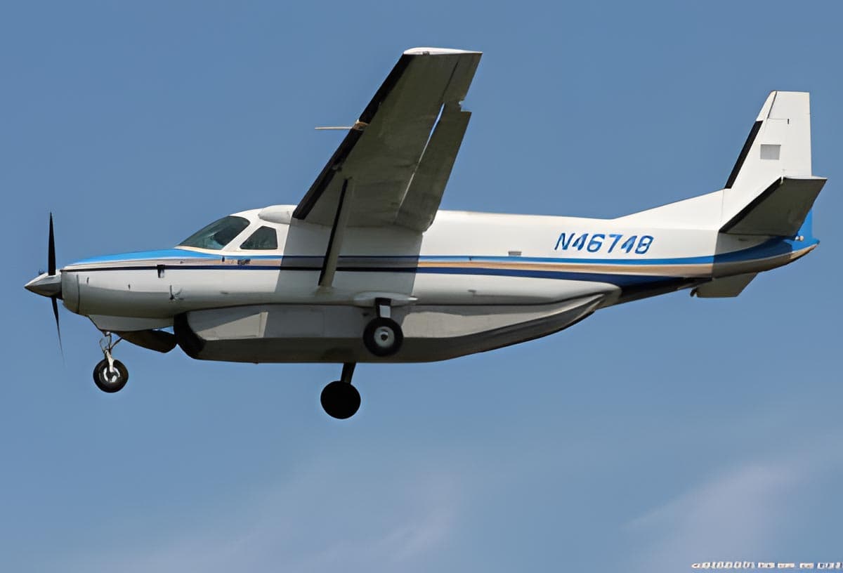 Cessna 208 N4674B