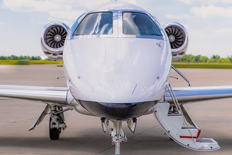 Embraer Phenom 300 N479MA