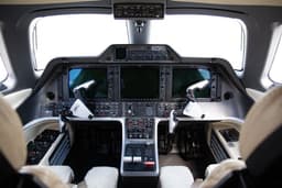 Embraer Phenom 300 N479MA