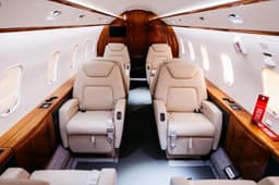 Challenger 300 N479PF