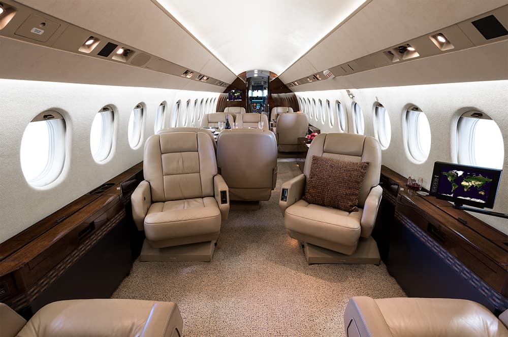 Falcon 900C N48KZ