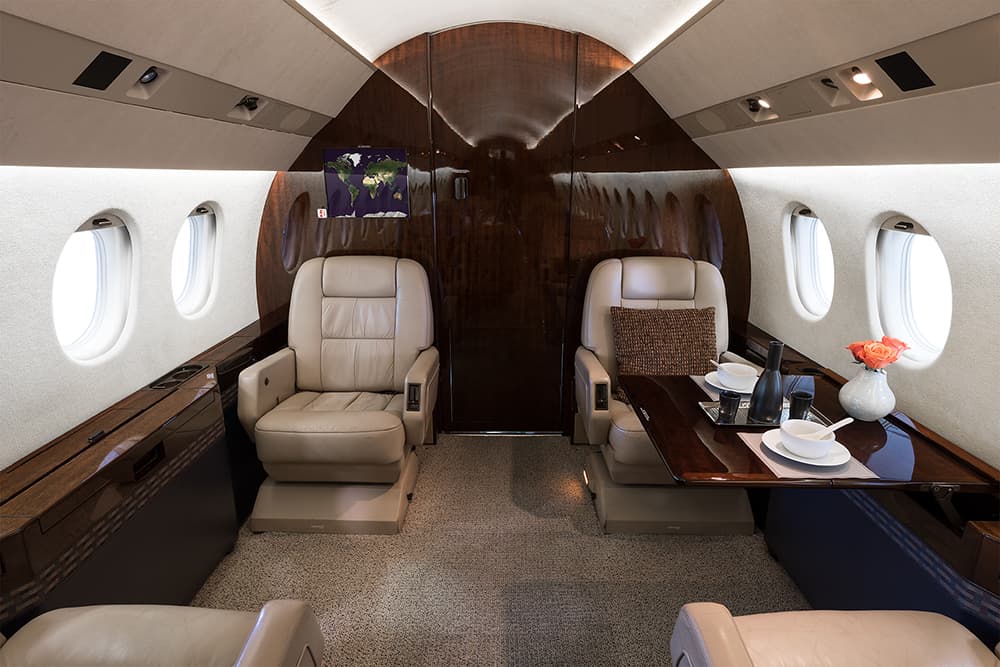 Falcon 900C N48KZ