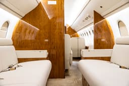 Falcon 7X N4CE