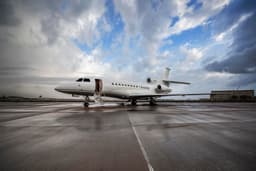 Falcon 7X N4CE