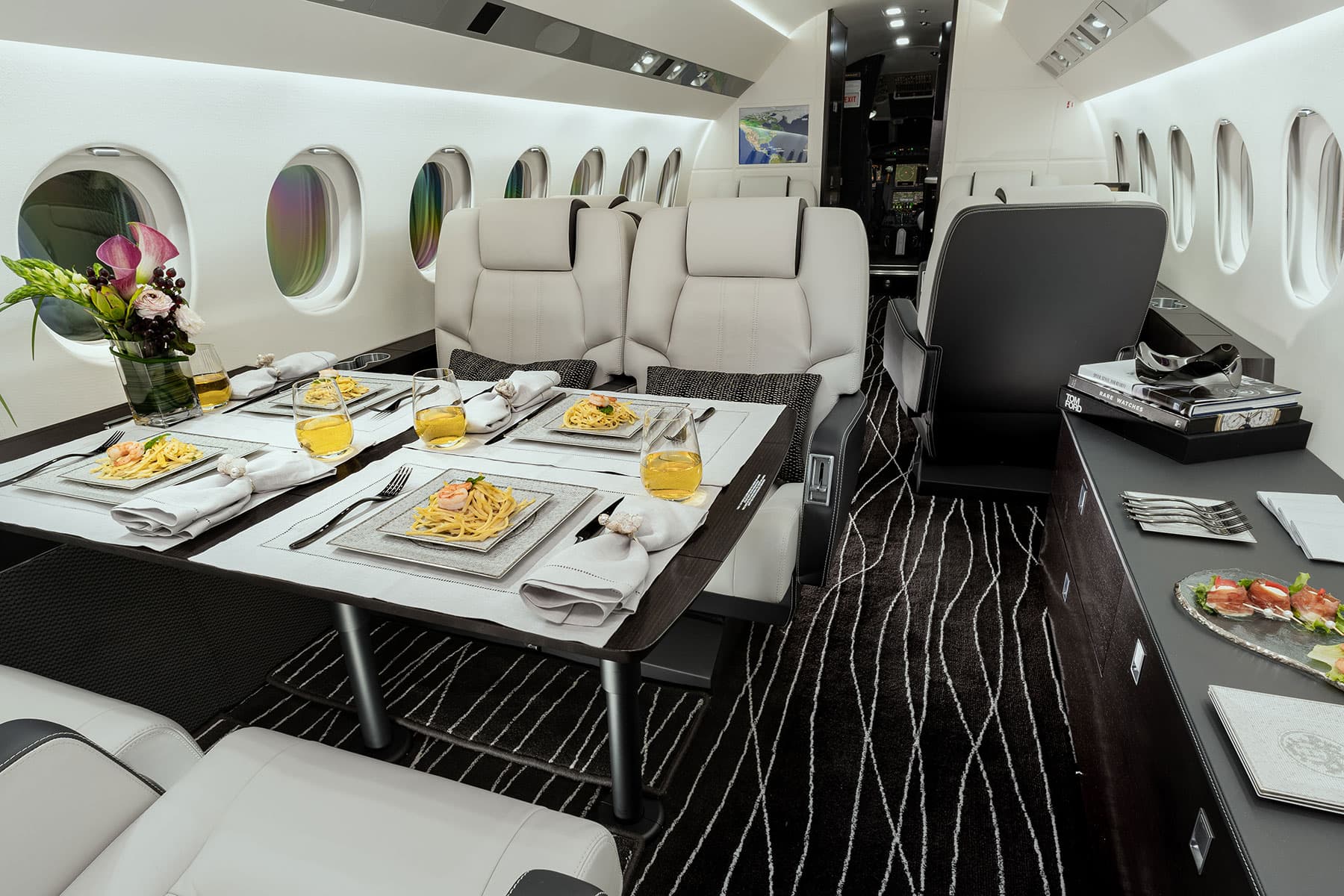 Falcon 900DX N500JJ