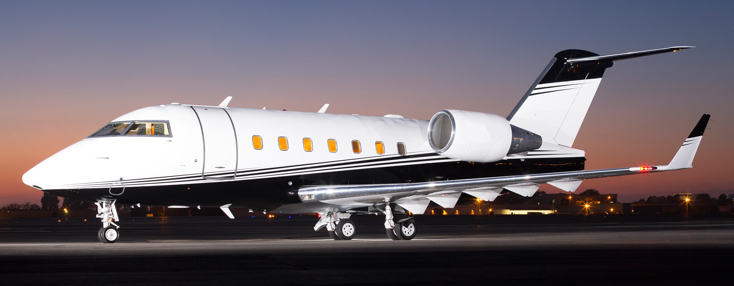 Challenger 604 N500PV
