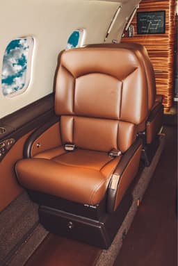 Learjet 60 N506AB