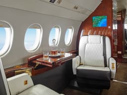 Falcon 2000 N507DJ
