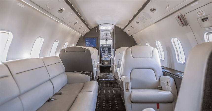Challenger 300 N508XJ