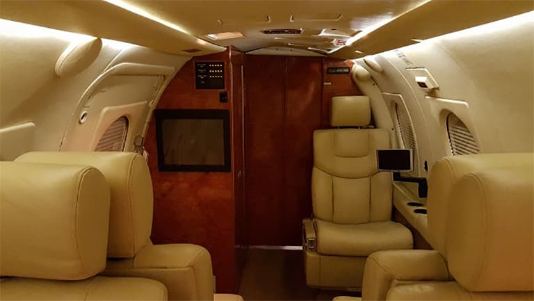 Beechjet 400 N510TL