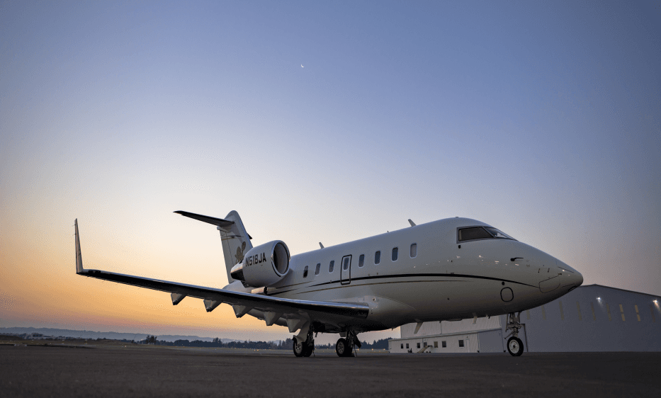 Challenger 605 N518JA