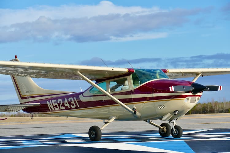 Cessna 182 N52431