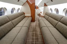 Falcon 900LX N527P