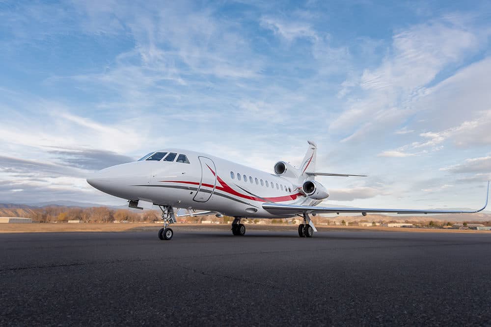 Falcon 900LX N527P