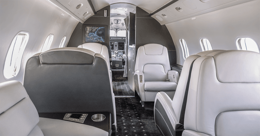 Challenger 300 N533XJ