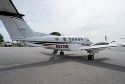 Beechcraft King Air 200 N537EM
