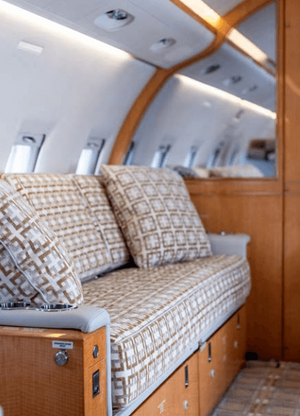 Challenger 604 N5481T