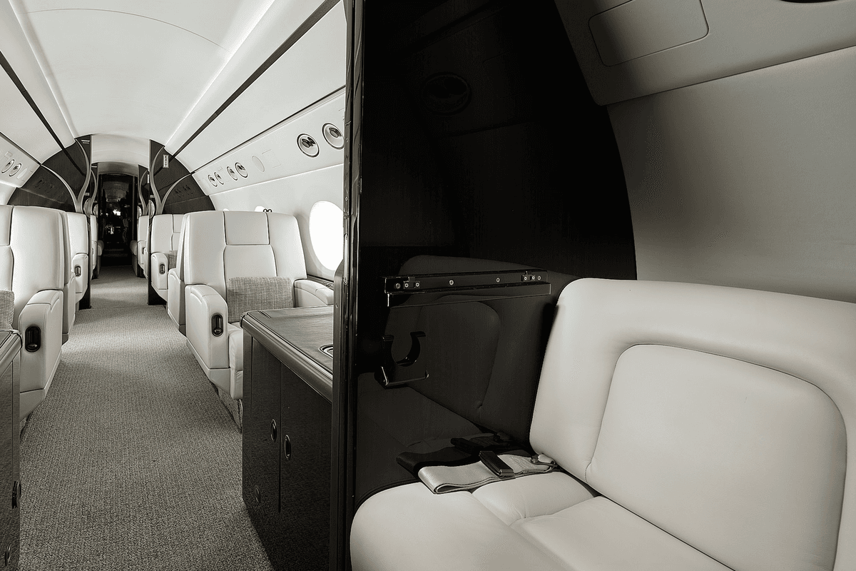 Gulfstream G550 N550