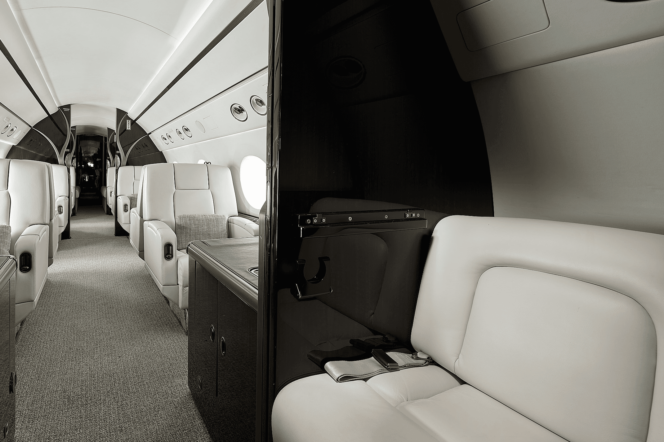 Gulfstream G550 N550