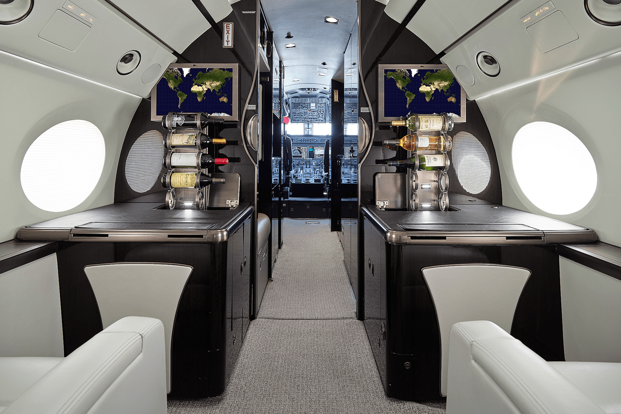 Gulfstream G550 N550