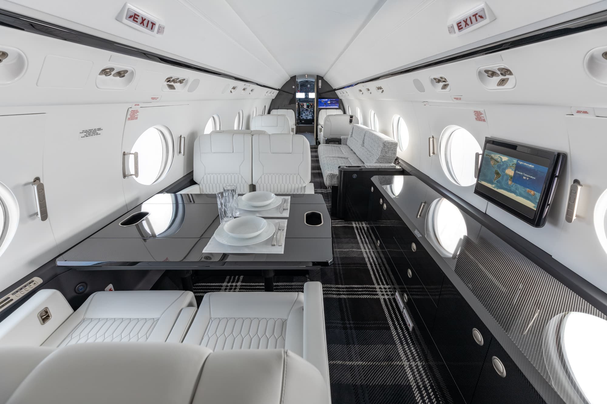 Gulfstream G550 N550AG