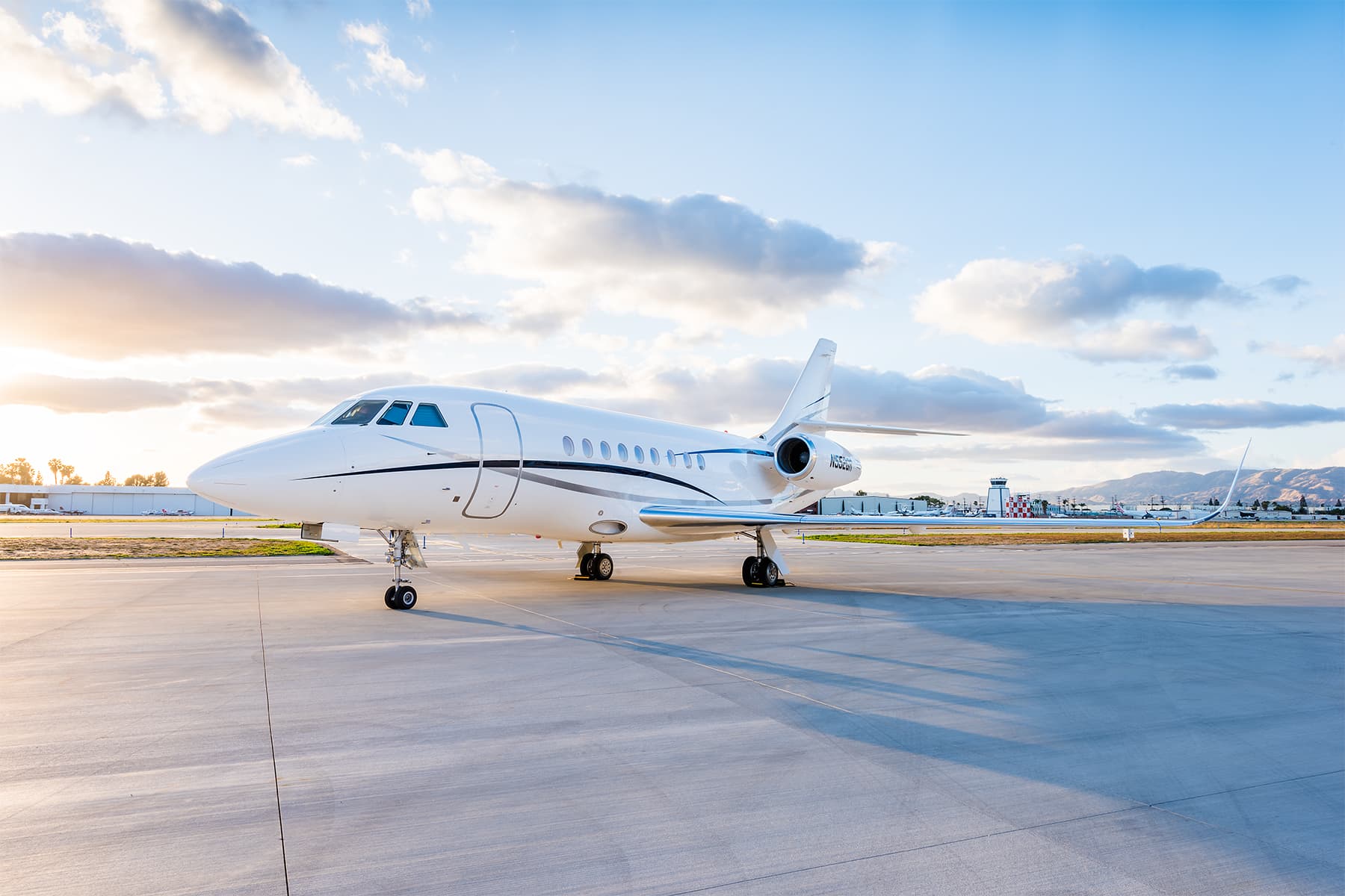 Falcon 2000LX EASy N552GR