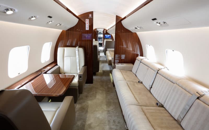 Global 6000 N555DT