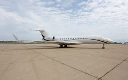 Global 6000 N555DT