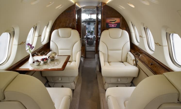 Hawker 800XP N555NE