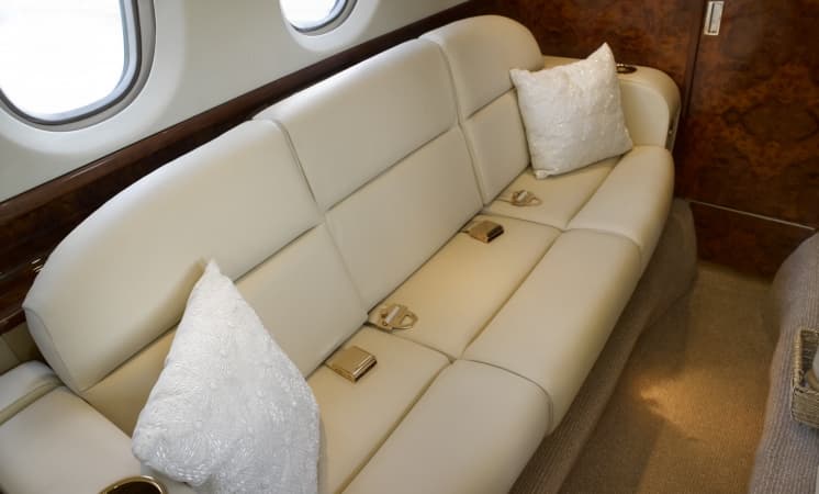Hawker 800XP N555NE