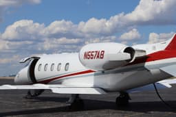 Learjet 60 N557AB