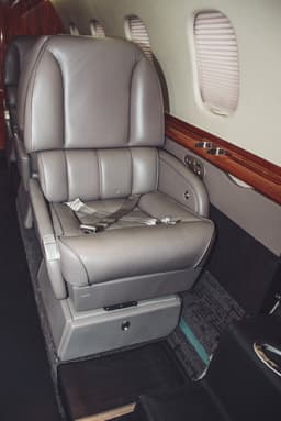 Learjet 60 N557AB