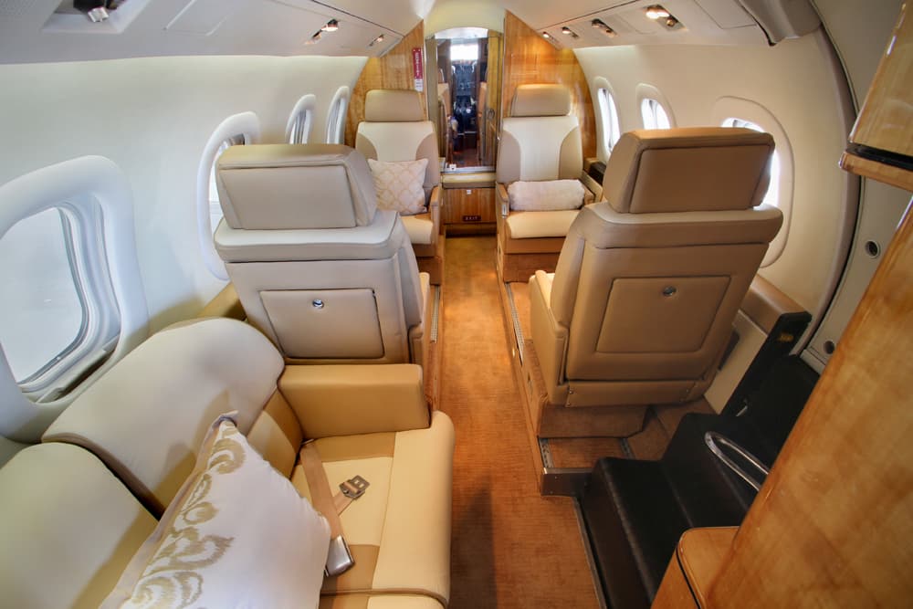 Learjet 55C N559RA